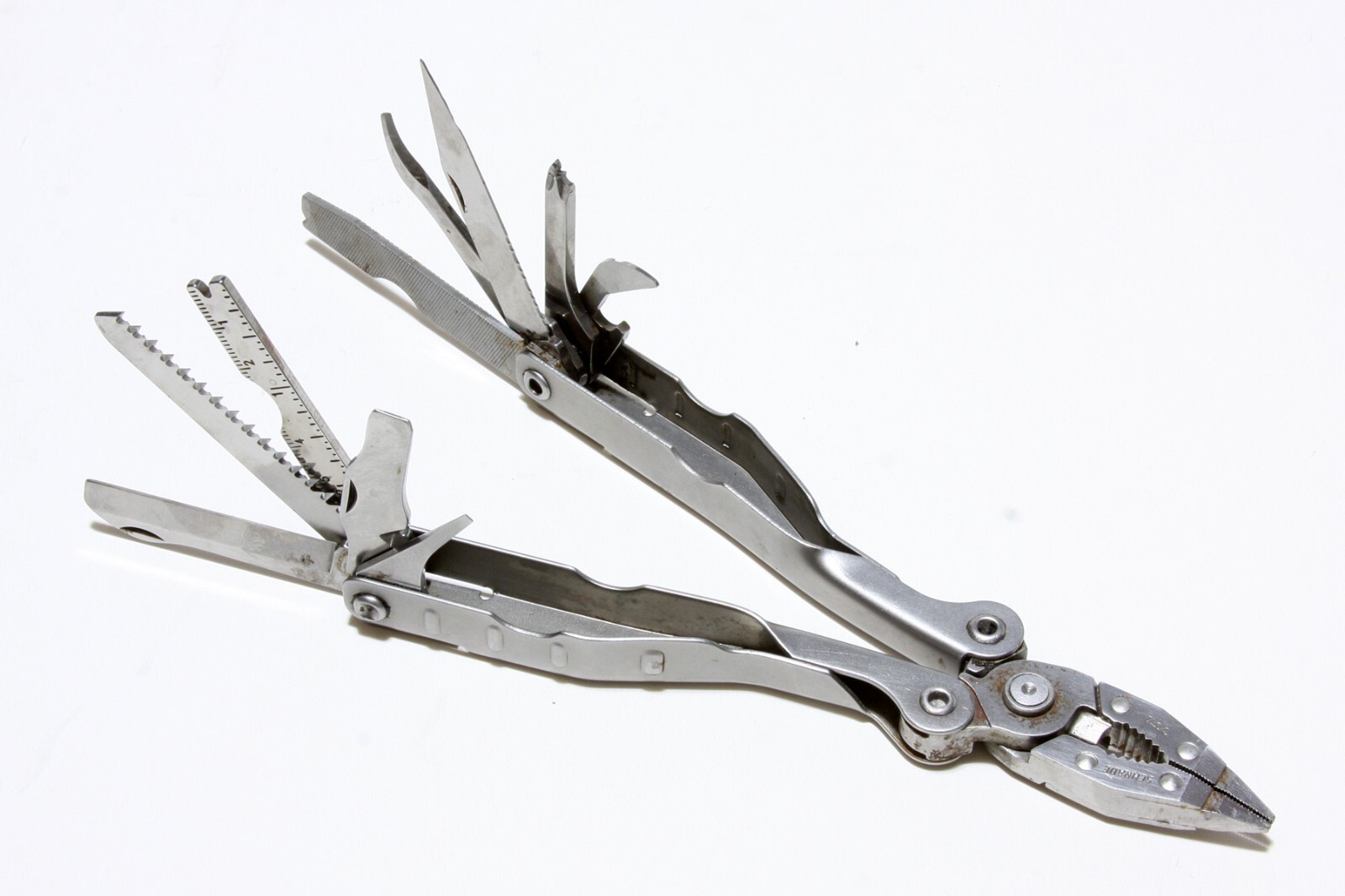 Multi-Tool Knife Needle Nose Pliers Schrade USA Tough Pat Pend Pre-Owned Vintage