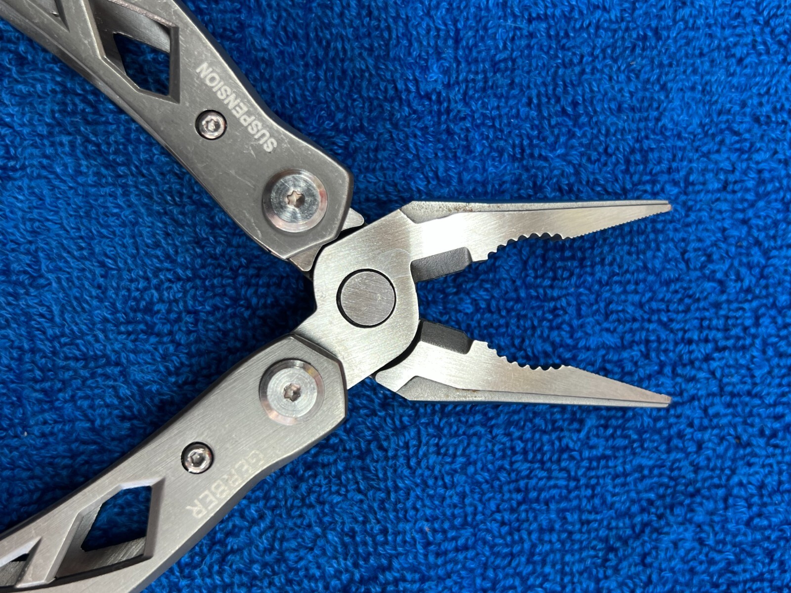 GERBER “Truss” Multi-Tool with Sheath | 17 Tools | SILVER | Gently Used $45.00