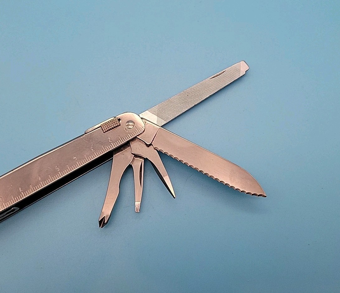 Victorinox SwissTool Swiss Army Multi Tool w/ Sheath – 1998 Version