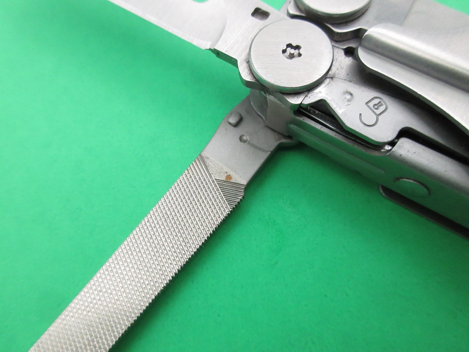 Early Leatherman Wave Multi Tool Folding Knife w/ Sheath Date Code 0702A