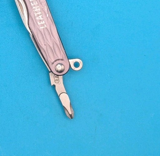 Leatherman Juice C2 Granite Gray Multi Tool! RETIRED!