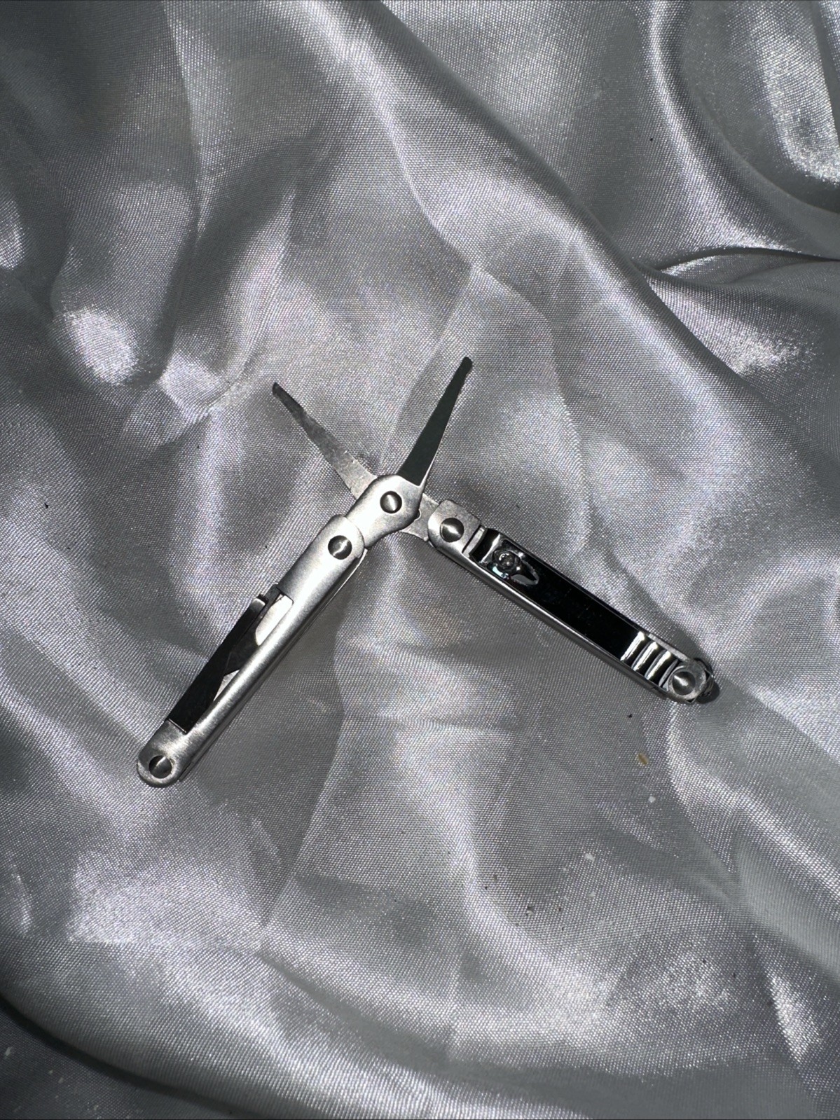Vintage Winchester Stainless Steel 8-Function Mini Keychain Multi-Tool