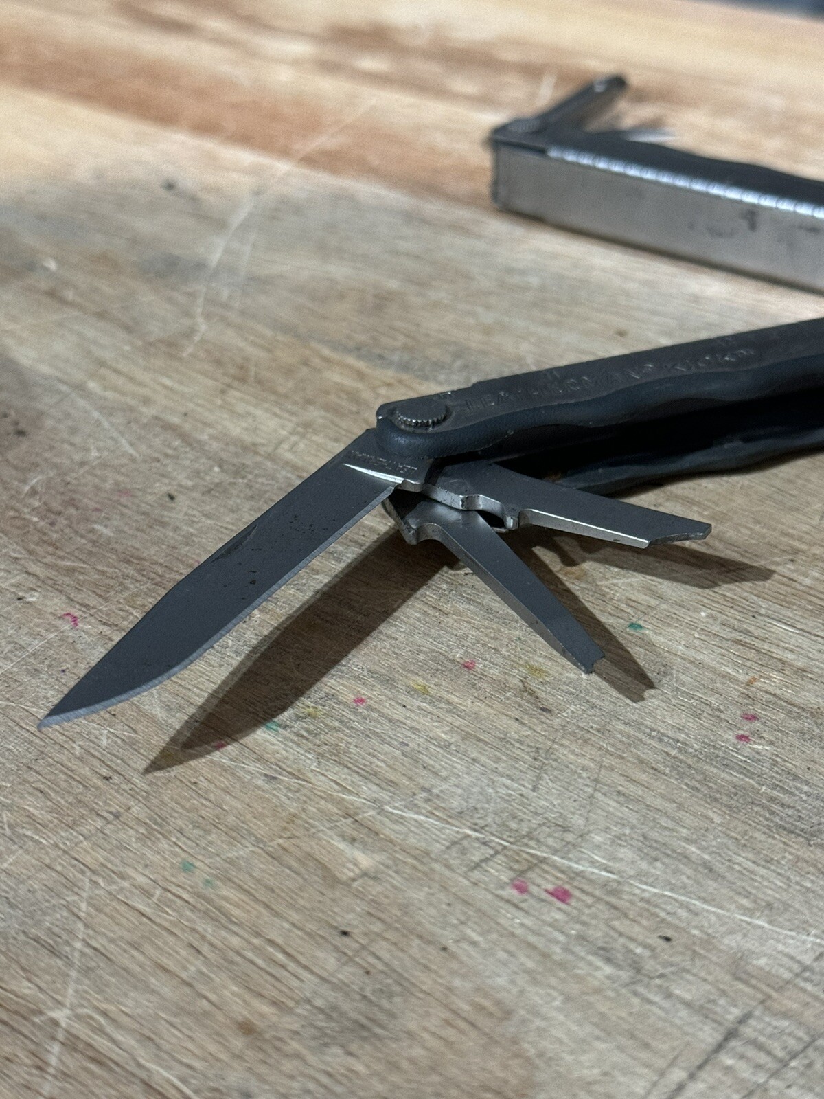 Leatherman Kick Multi-Tool with Original Sheath – READ