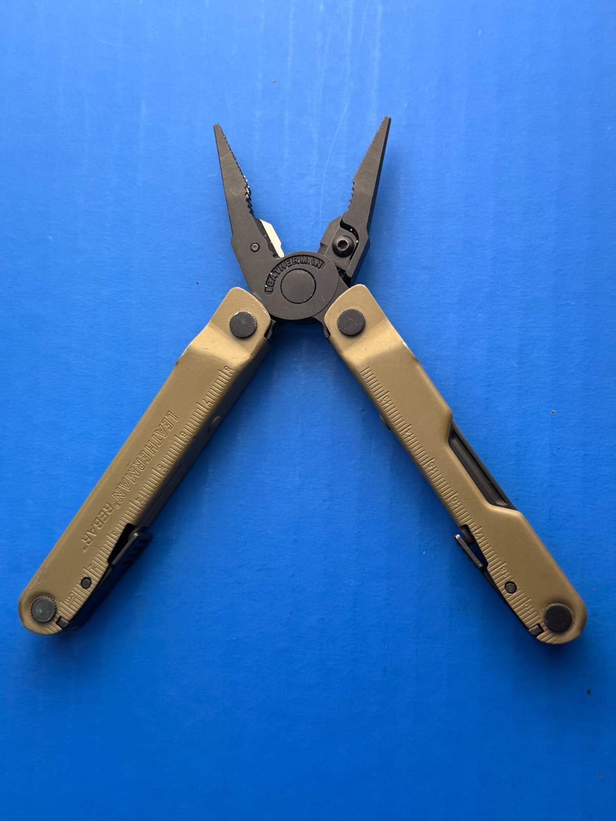Leatherman Rebar Multi-Tool Coyote Tan