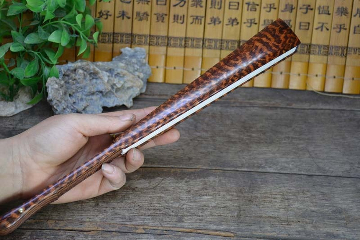 EDC Precious Serpentine Wood Fan Thirteen Square Tactical Craft Fan