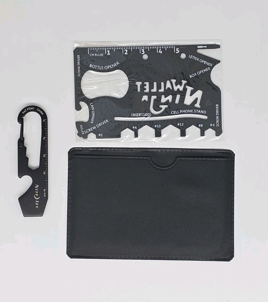 Original Wallet Ninja 18-in-1 Credit Card Multi-tool & Carabiner Multi-tool