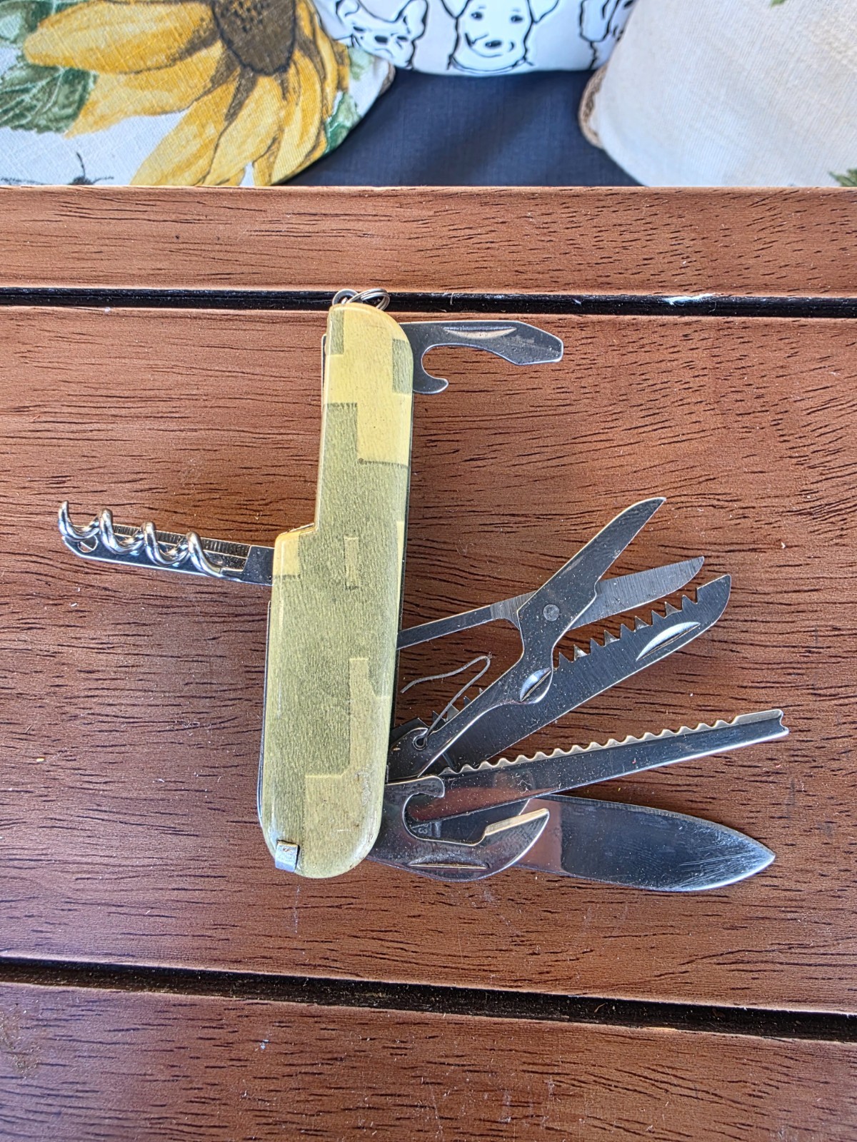 Vintage Fury Multi tool Pocket Knife Camouflage Camo Scissors ,Saw, Cork