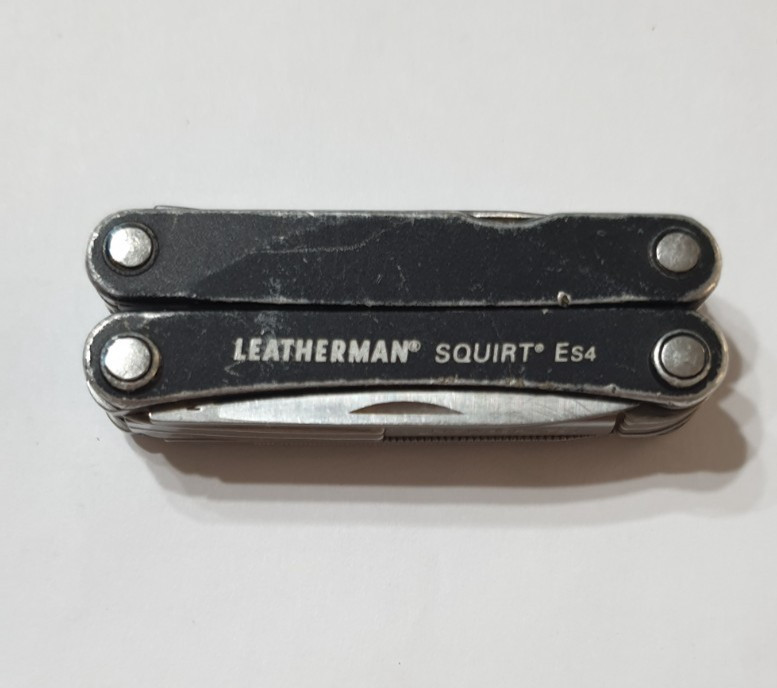 🔥 Leatherman Squirt ES4 Black Rare Retired Keychain Multitool