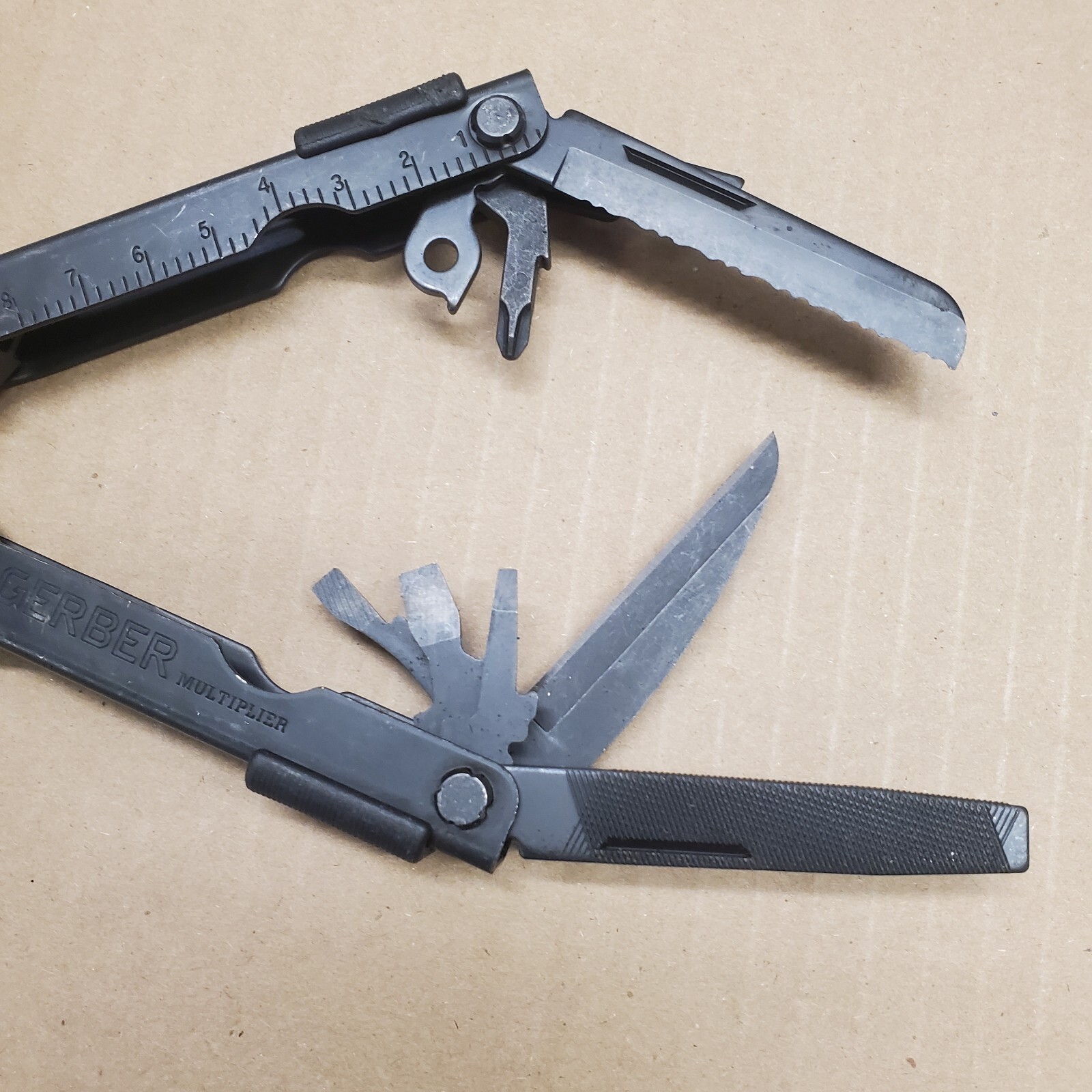Gerber Multi-Plier Multi Tool Carbide Cutters Needlenose Pliars Multiplier