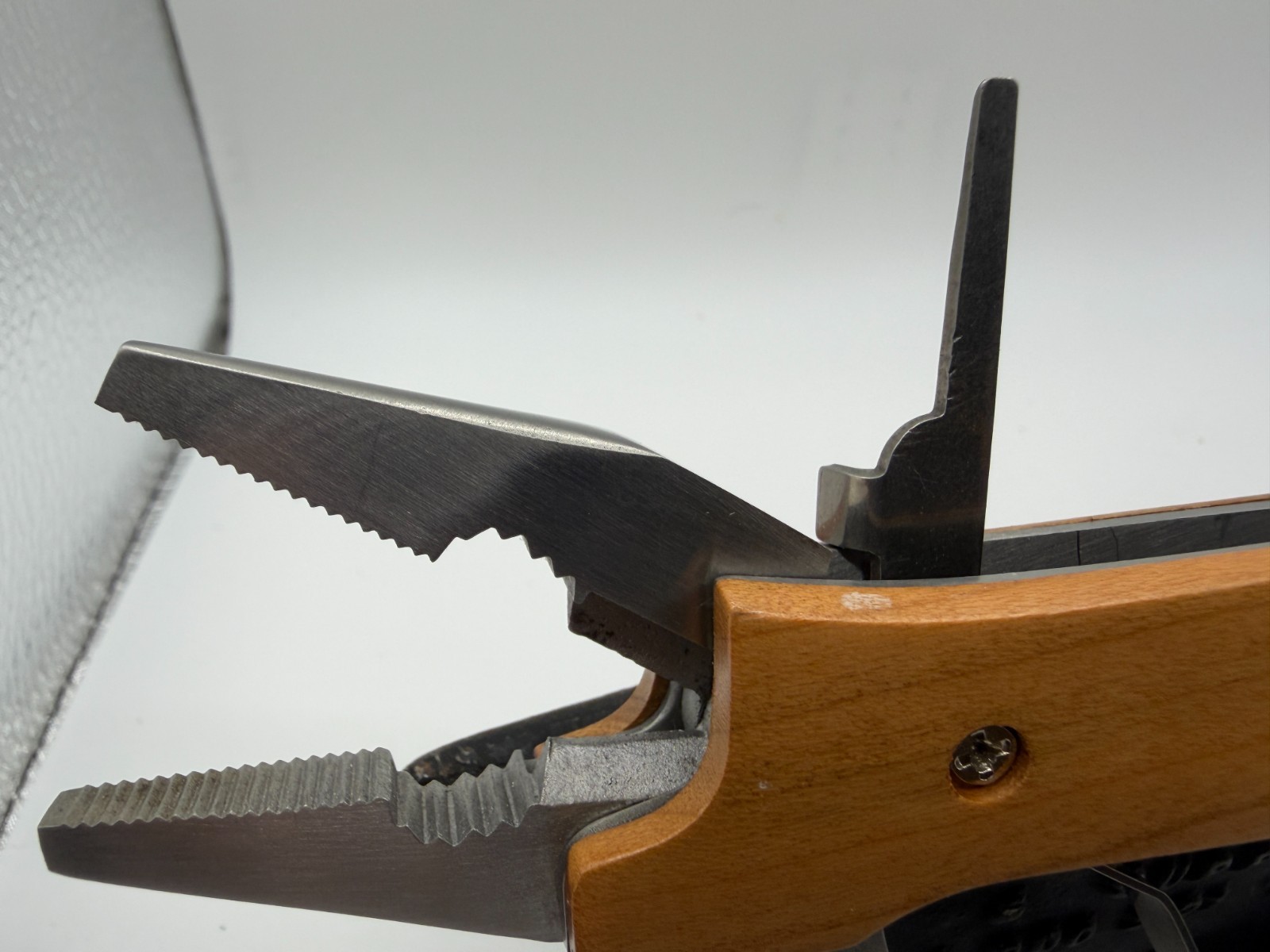 Multi Tool Vermont with Sheath