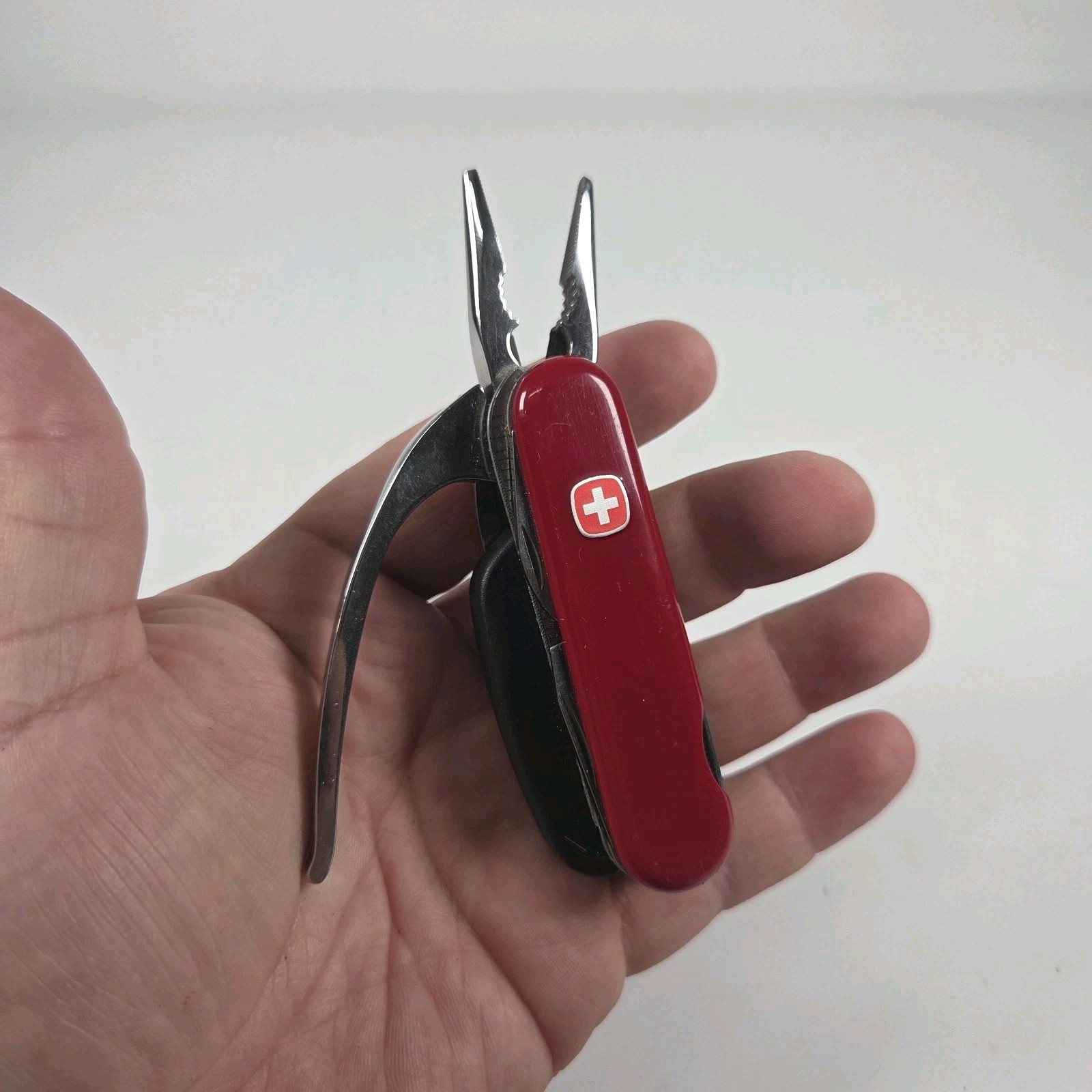 Wenger Pocket Grip Mini Grip Swiss Army Knife – Great Condition