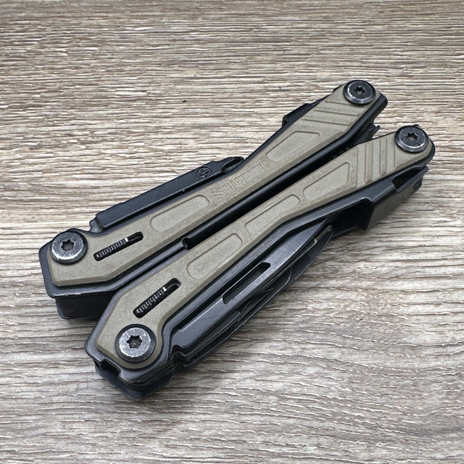 Blackhawk! Everyday Carry EDC Multi-Tool