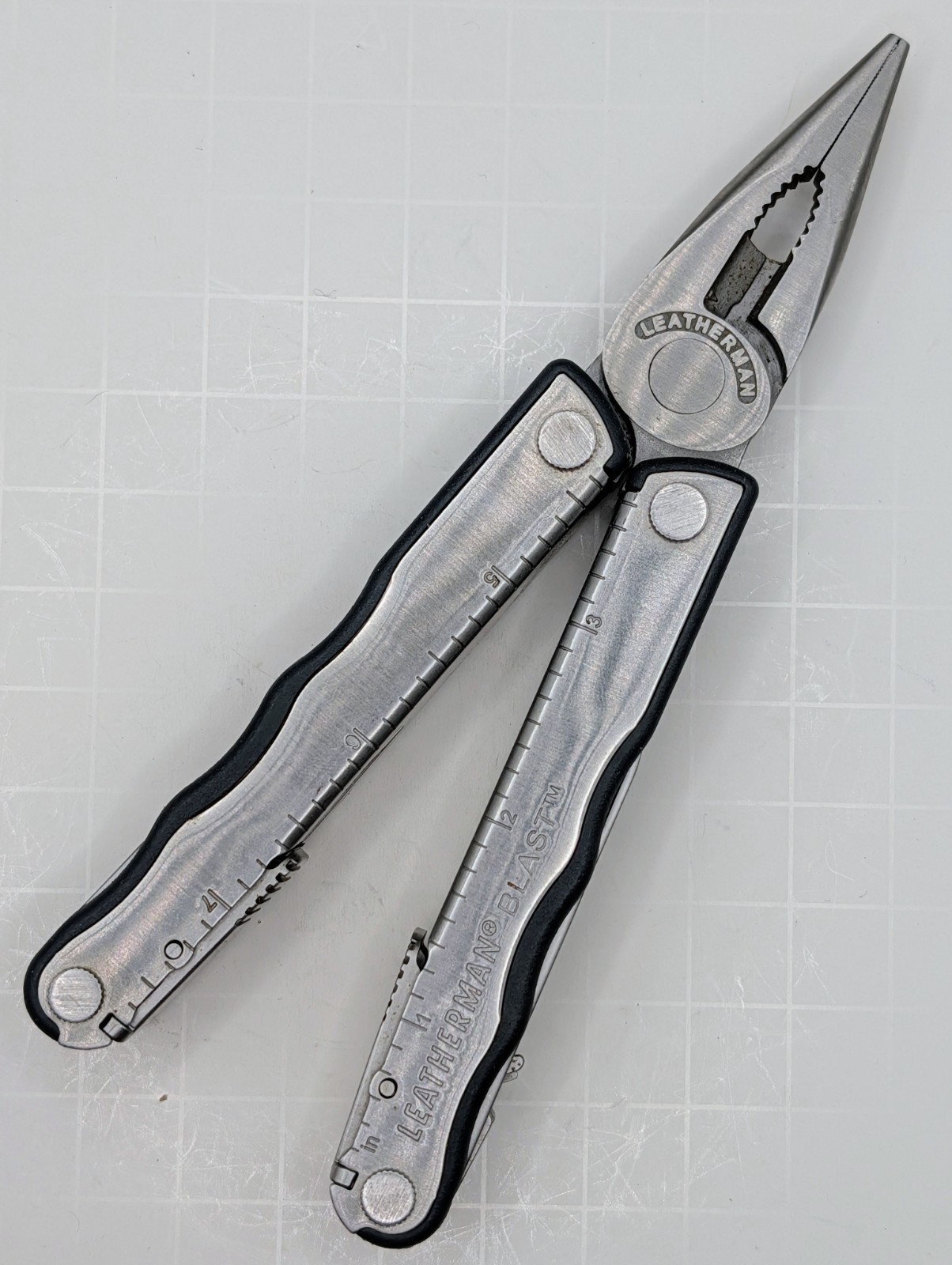 Leatherman BLAST Multi-Tool – Rare & Retired 16-In-1 Multitool Spring Scissors