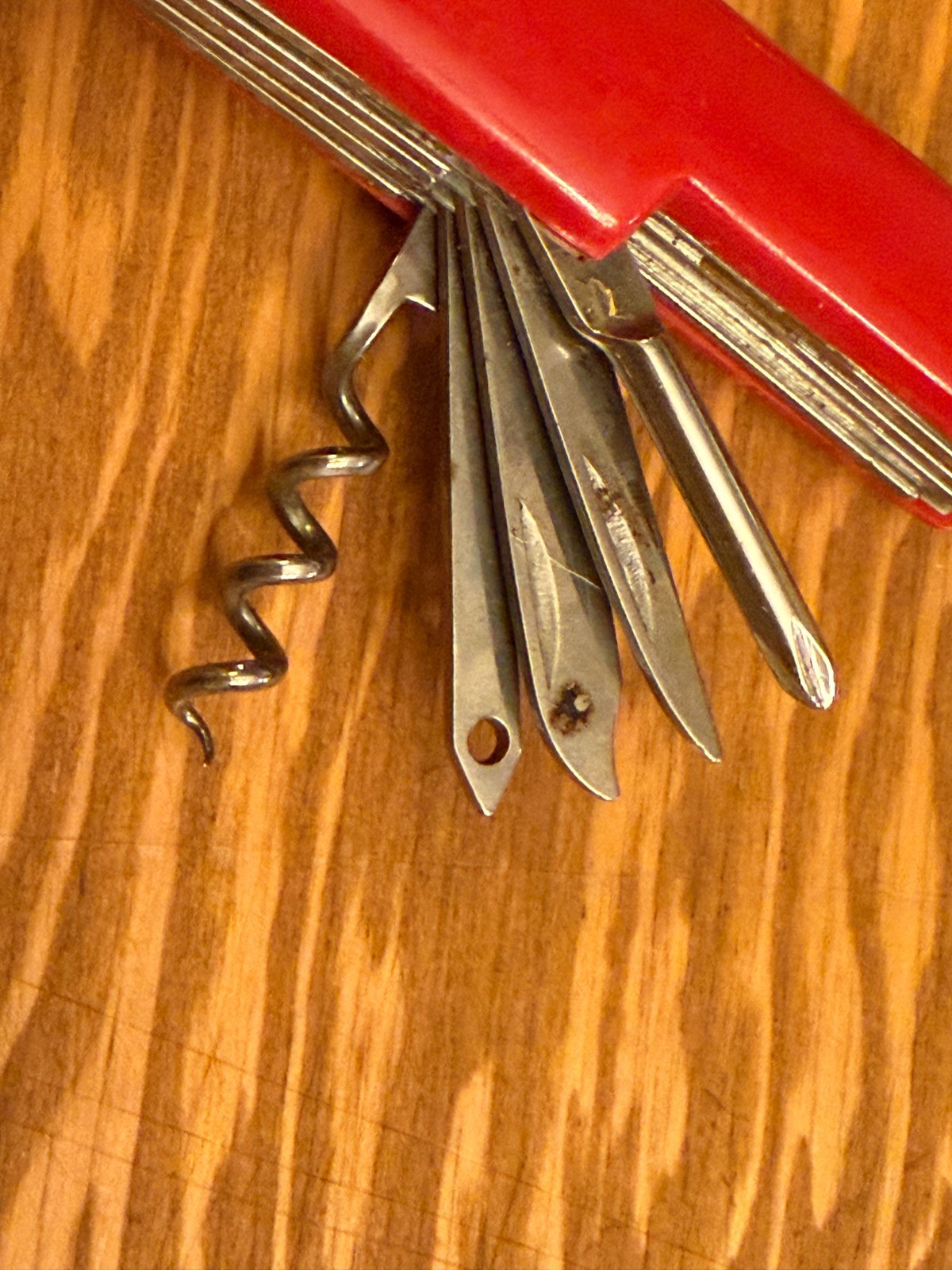 Royal Crest 16 Function Pocket Knife Multi Tool Red