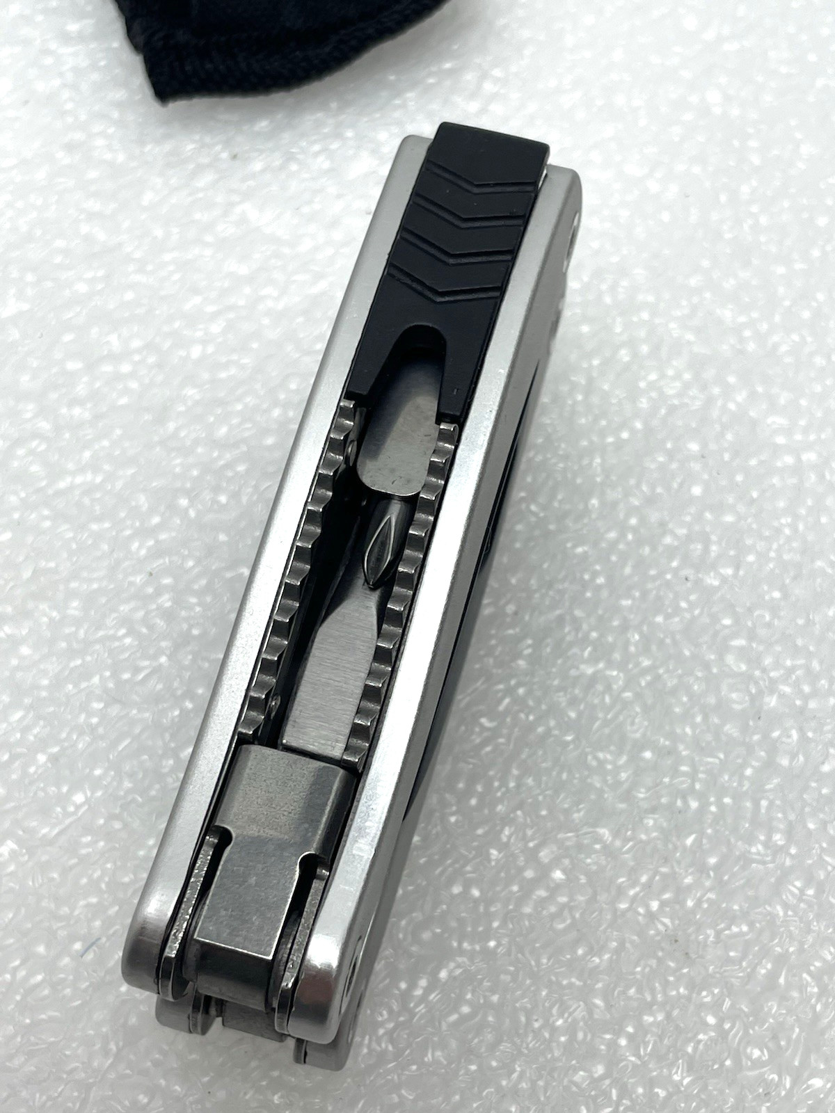 CHARLES COMPANY MULTI-TOOL PROMO NEAR MINT BLADE FILE SAW PHILIPS PLIERS