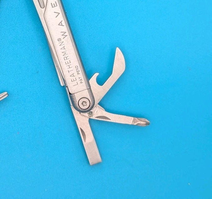 Vintage Leatherman Wave Original Multi Tool! , Dated 03/02 (MAR, 2002)