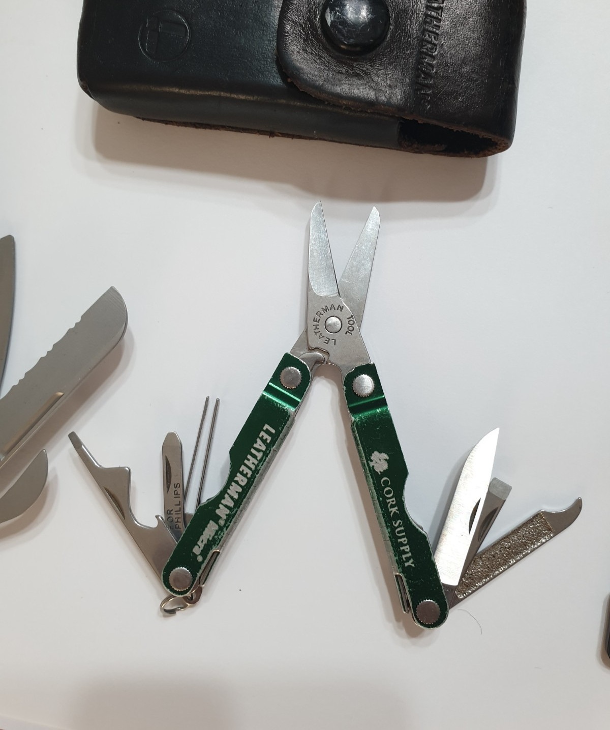 🔥🔥🔥 Leatherman Rebar Full Size Multi Tool & Micra Keychain Set