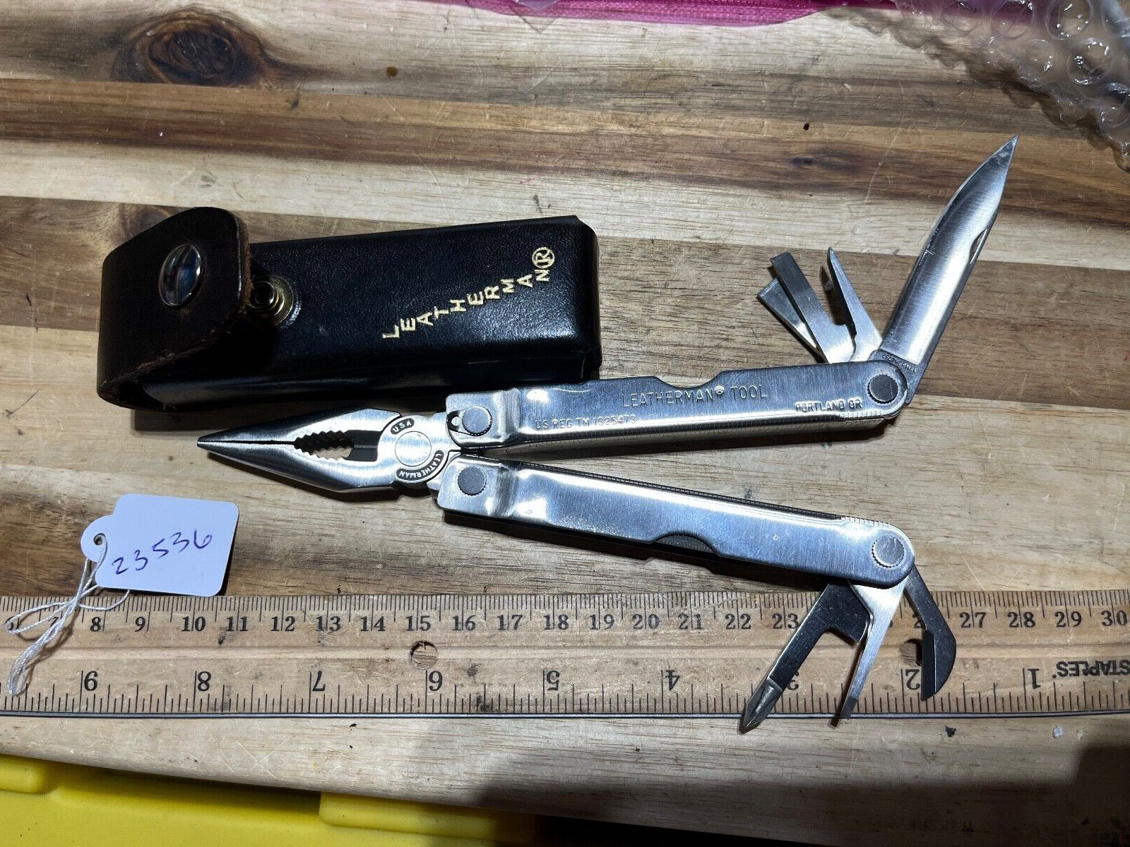 Vintage Early model Leatherman tool mulitool (23536B) 23336