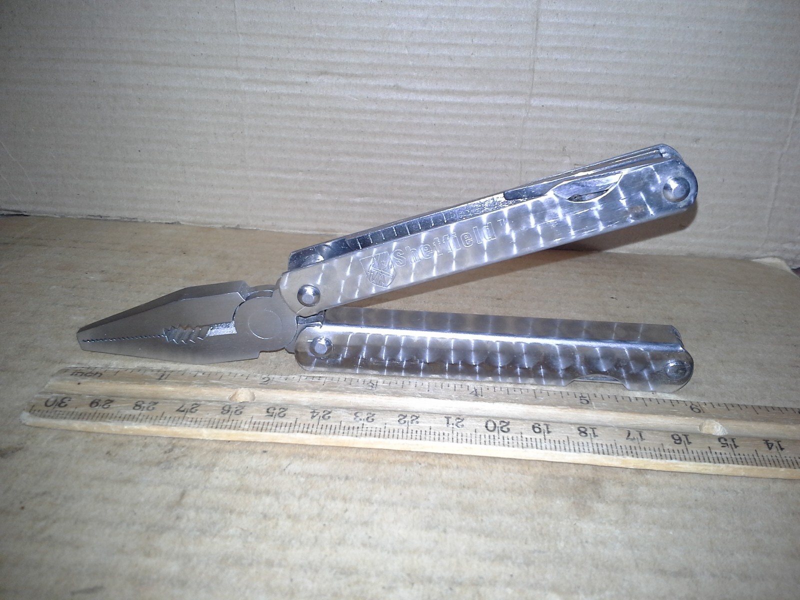 Sheffield Stainless multi tool Made in China Working , VGC