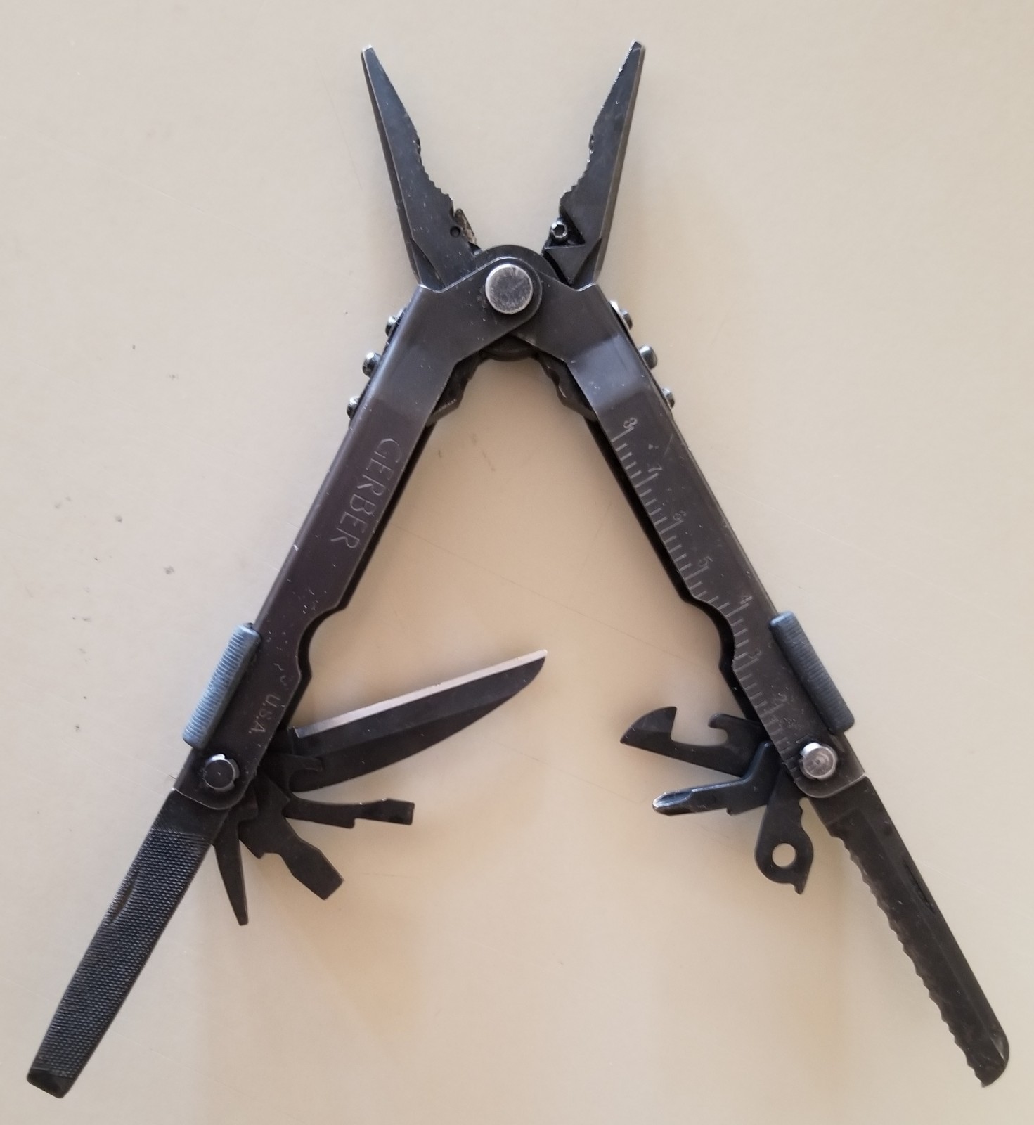 Gerber Black Oxide Multi Tool Pliers MP600, USA *Read* [TU]