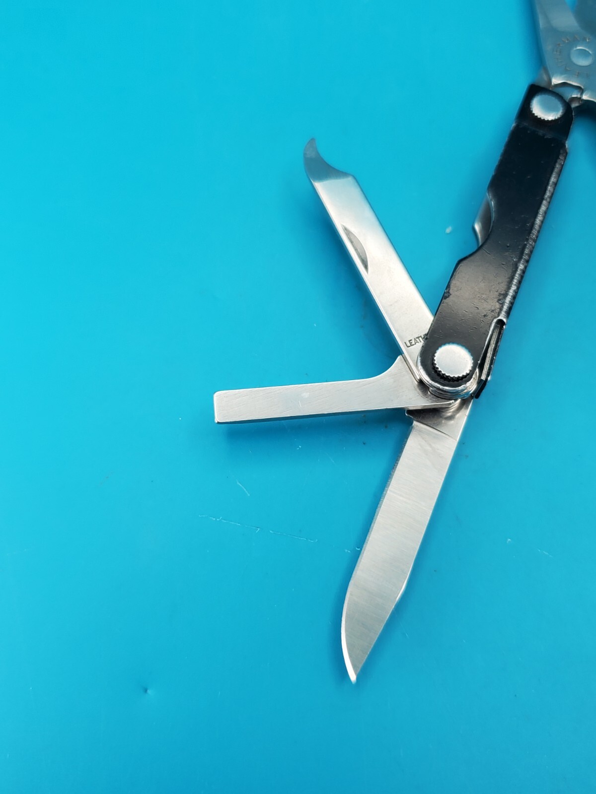 Leatherman Micra Multi-Tool, Knife, Scissors, Key Ring, Black! NORTHERN SOUND