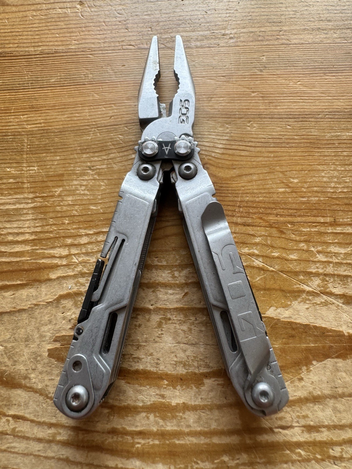SOG PowerPint Multi-Tool