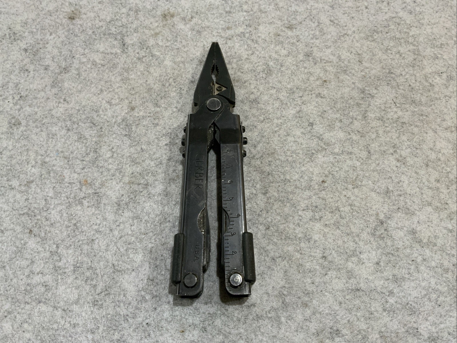 Gerber Multi Tool MP600 Black Oxide Sliding Pliers Knife File Saw