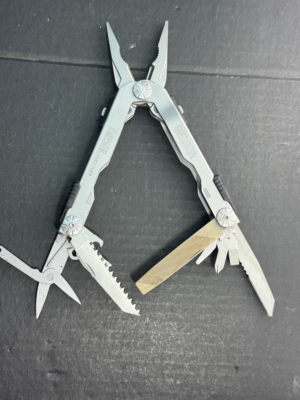 Gerber Diesel Multi Plier Multi-Tool Stainless Screwdriver Scissors Knife