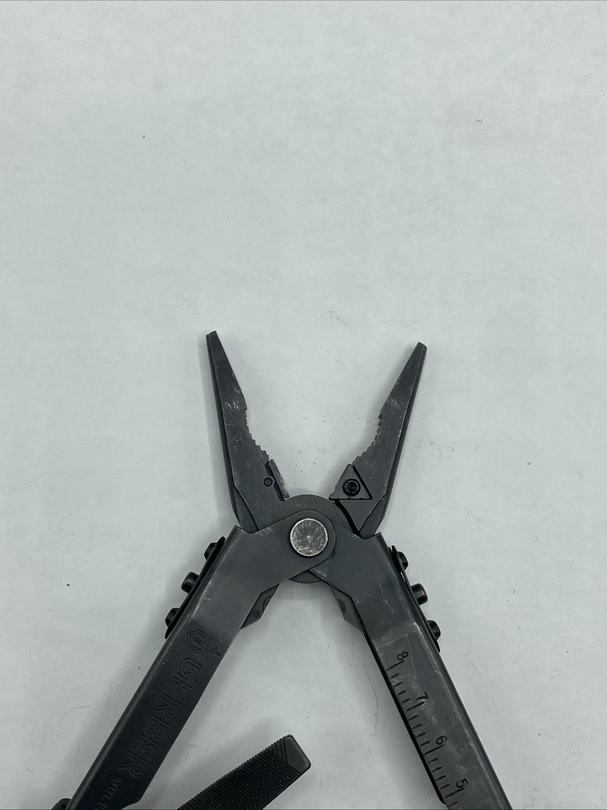 Gerber MP 600, Carbide Cutters, Needlenose with Sheath – Black