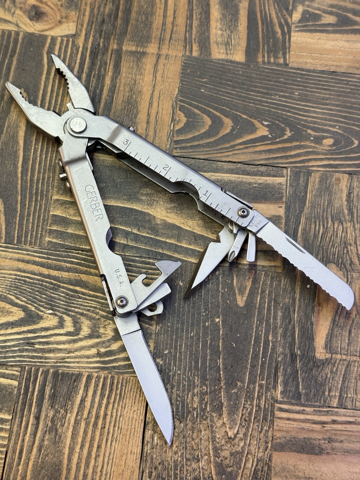 Gerber USA MP400 Blunt Nose Multitool Pliers Knife File Vintage Used