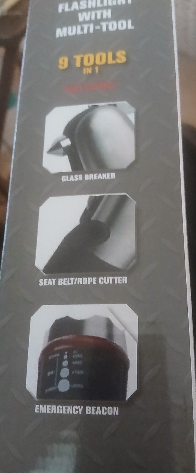 ROADPRO FLASHLIGHT WITH MULTI-TOOL—NEW☆