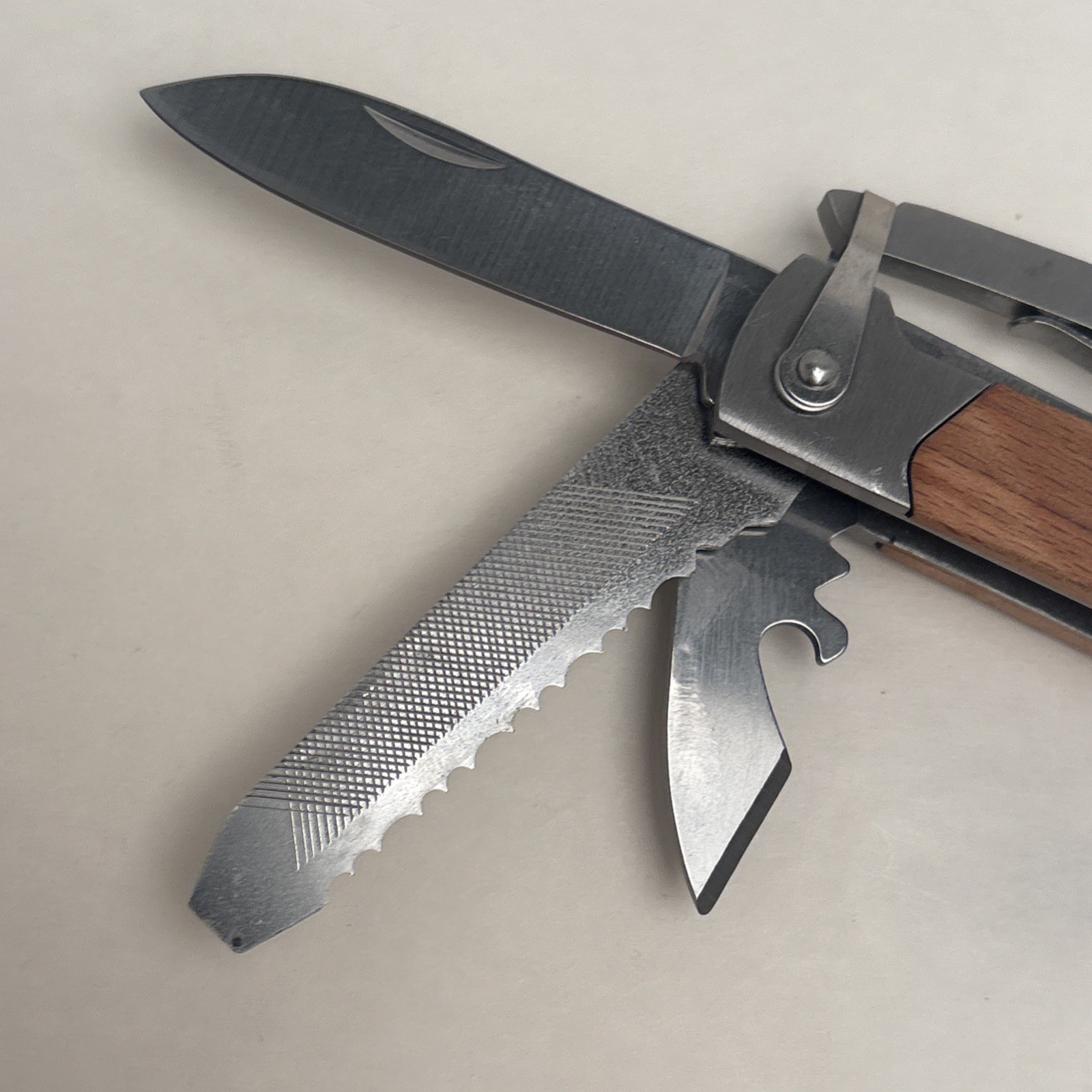 The Home Depot Wood Branded Mulitool Hammer Pliers Knife Saw File DIY Hunt Camp