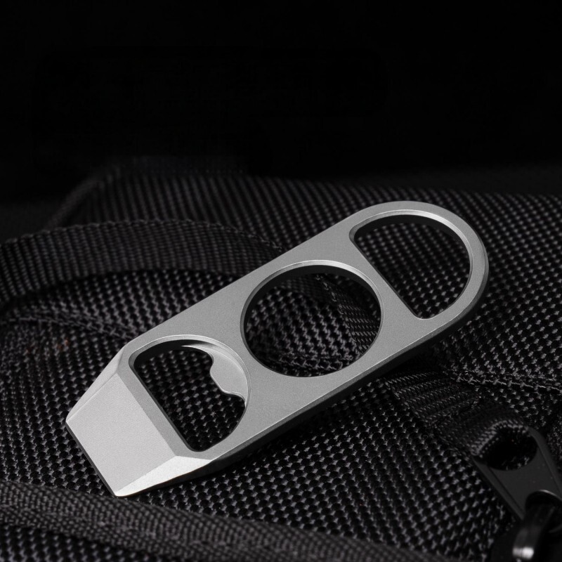 EDC Titanium Pry Bar Crowbar Bottle Opener Portable Keychain Outdoor Multi Tools