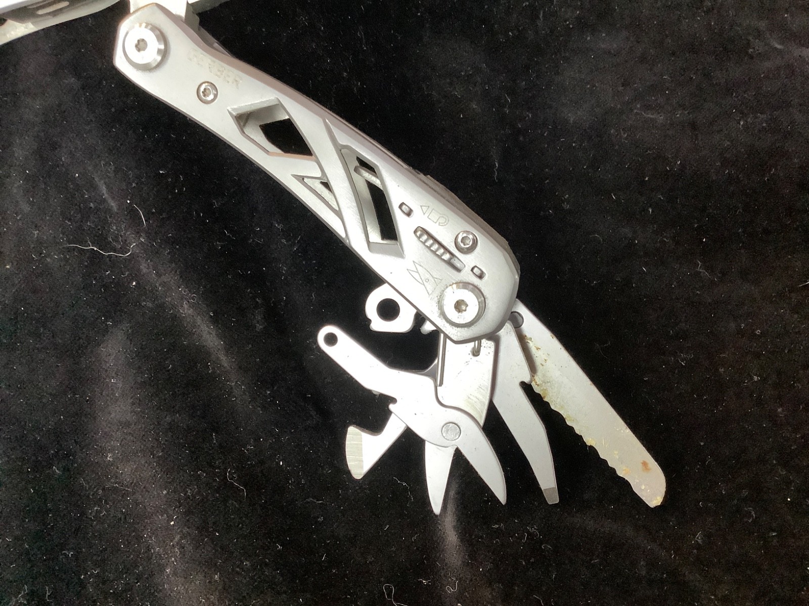 MULTI-TOOL, GERBER SUSPENSION, USED WITH CASE