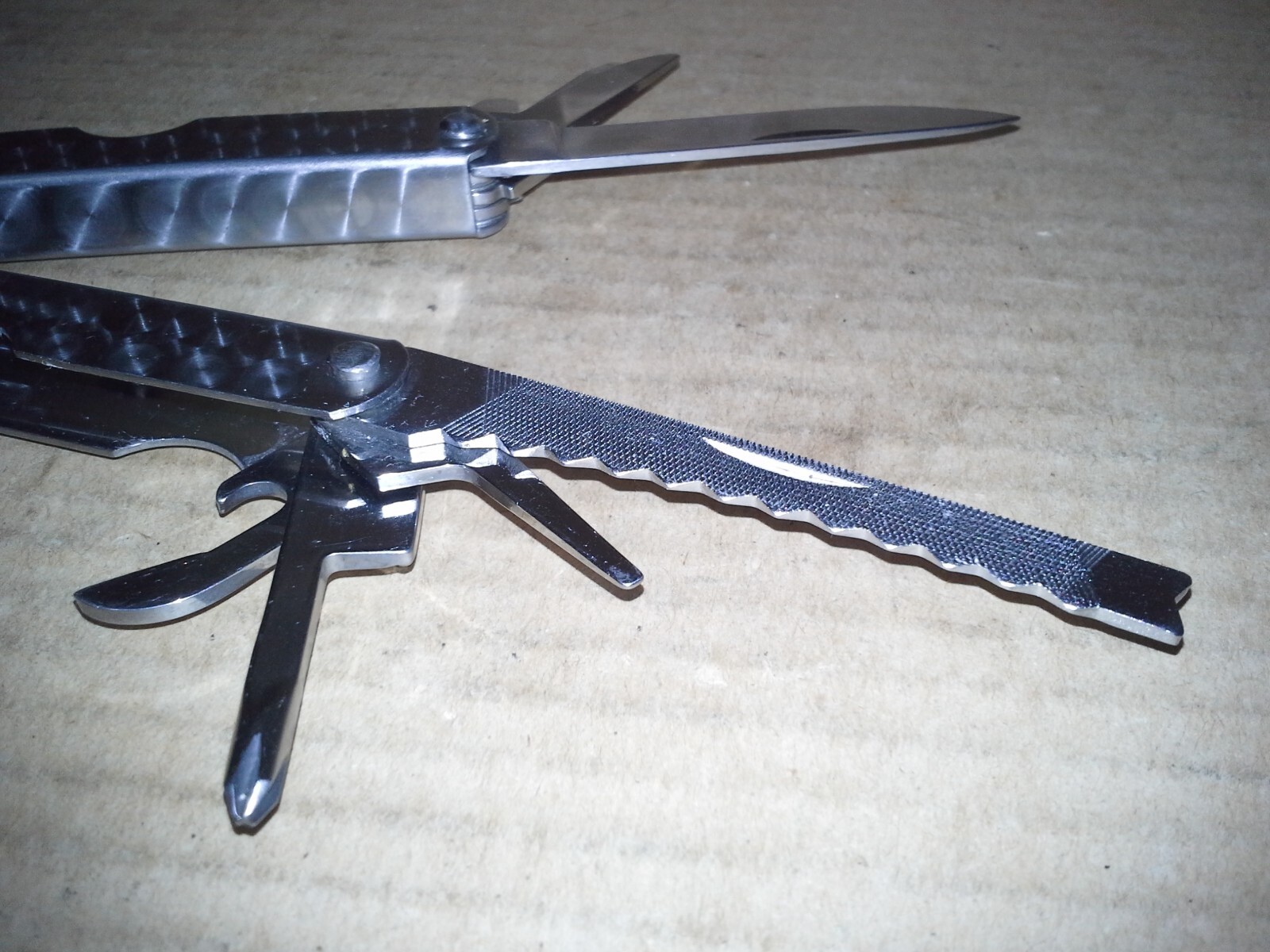 Sheffield Stainless multi tool Made in China Working , VGC