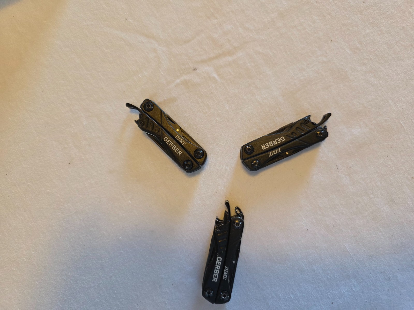MT2601-021 – 3x Gerber Mini Multi-Tools + Case Free Shipping Used