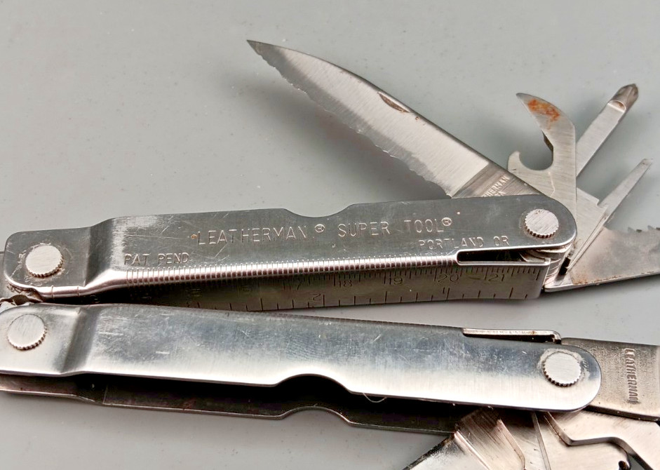 Vtg 1995 Pat Pending LEATHERMAN Super Multi Tool 10 Blade