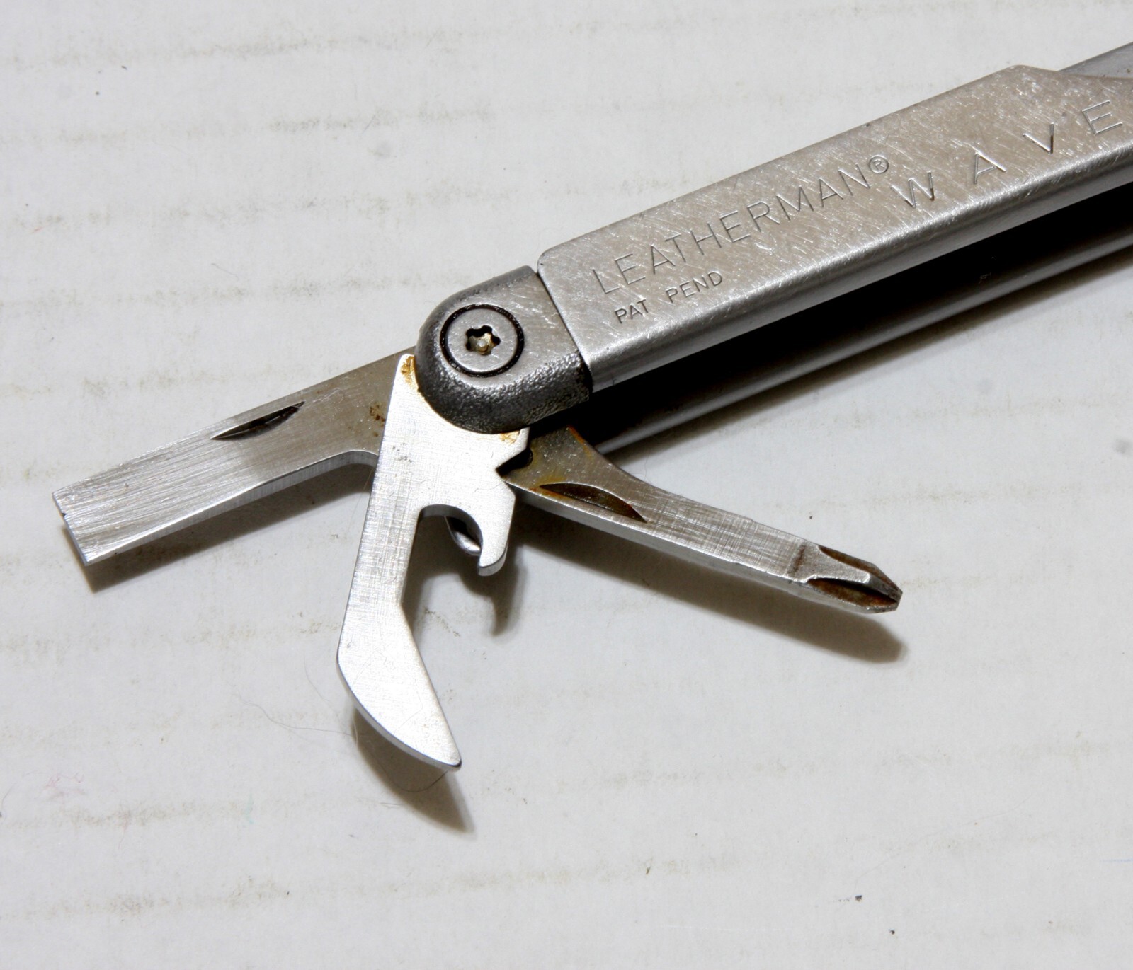 Leatherman Wave USA Multi-Tool Pat Pend Knife Needle Nose Pliers W/Sheath Vtg.