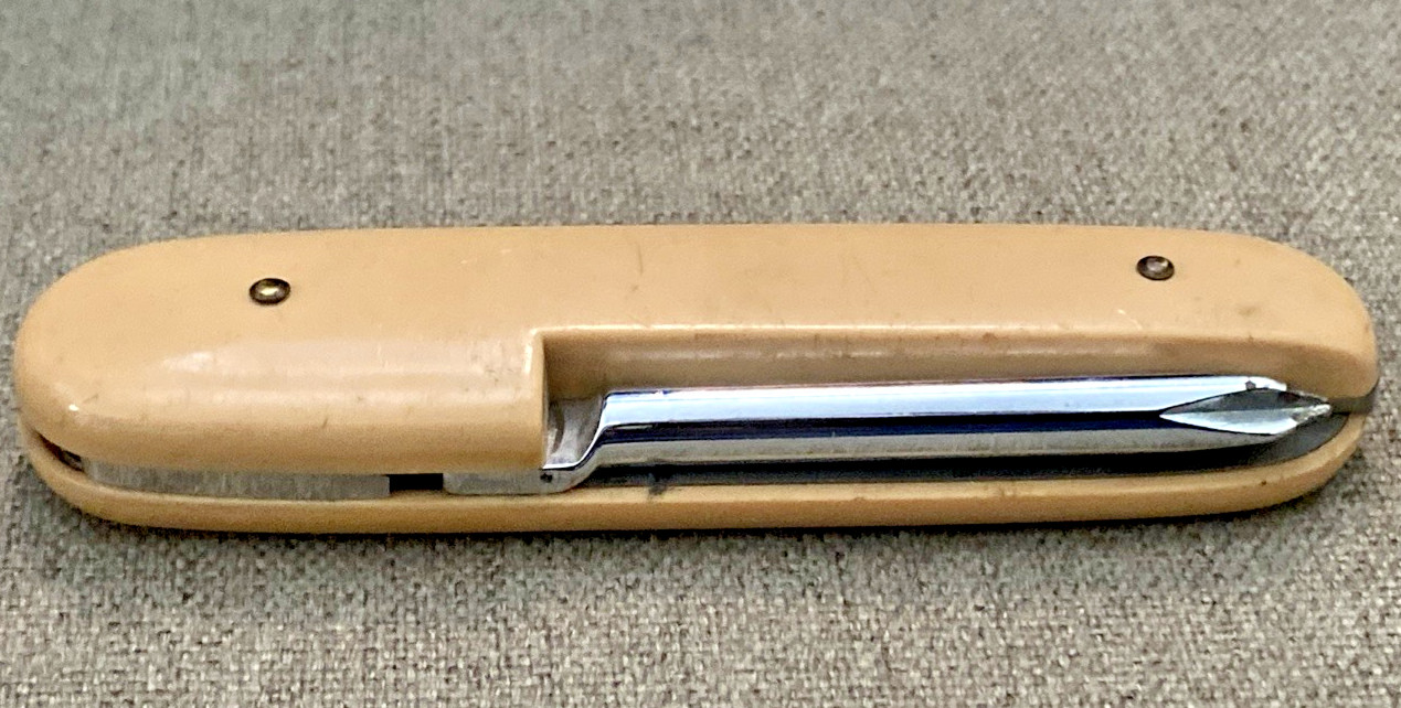 Seizo Japan 3.75″ Tan Stainless Screwdriver Folding Pocket Tool