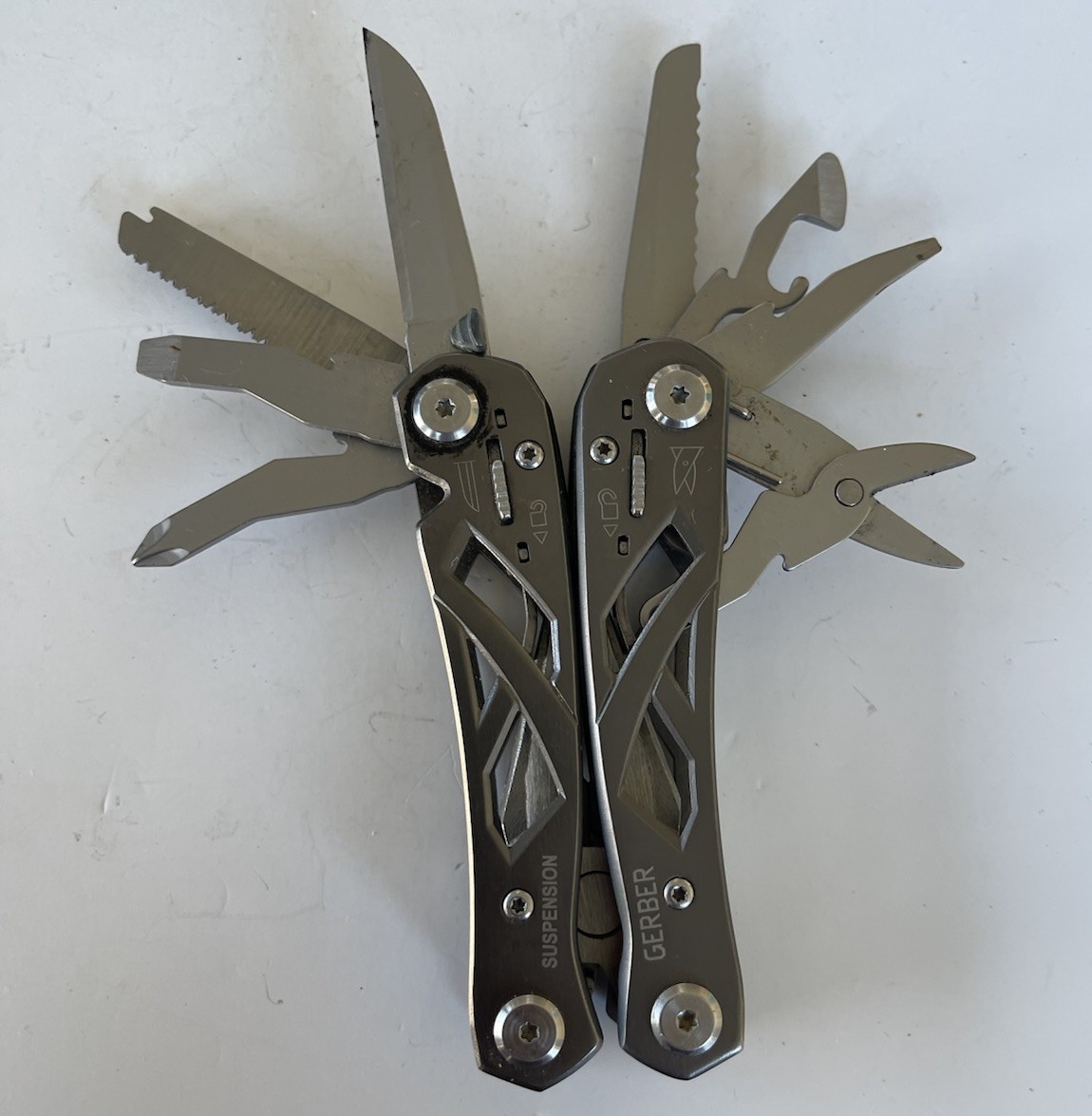 Lot 2 Gerber Suspension Multi-Tool With Sheath, Gray, Serrated Edge, Fast Ship!!