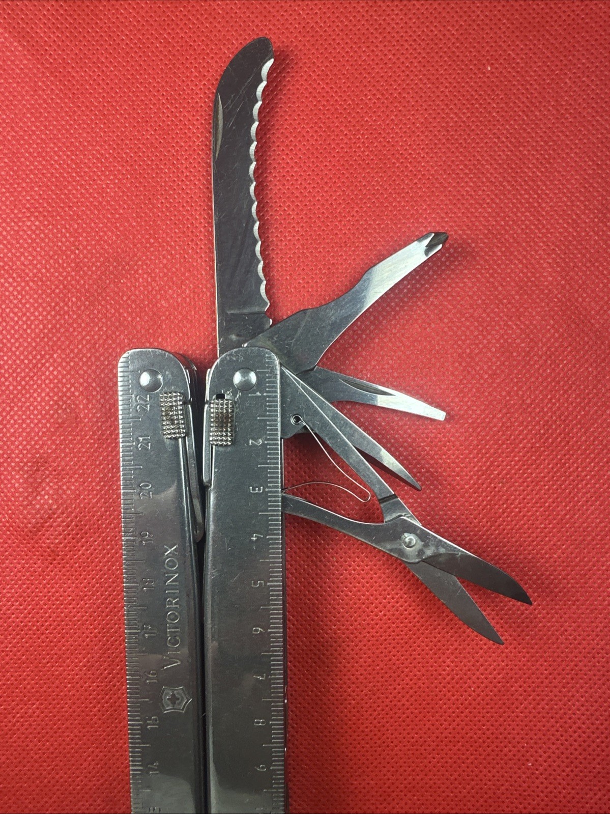 Rare 1998 Victorinox Swiss Tool RS Rescue 3.0326 Multi-Tool, Sheath, Scissor