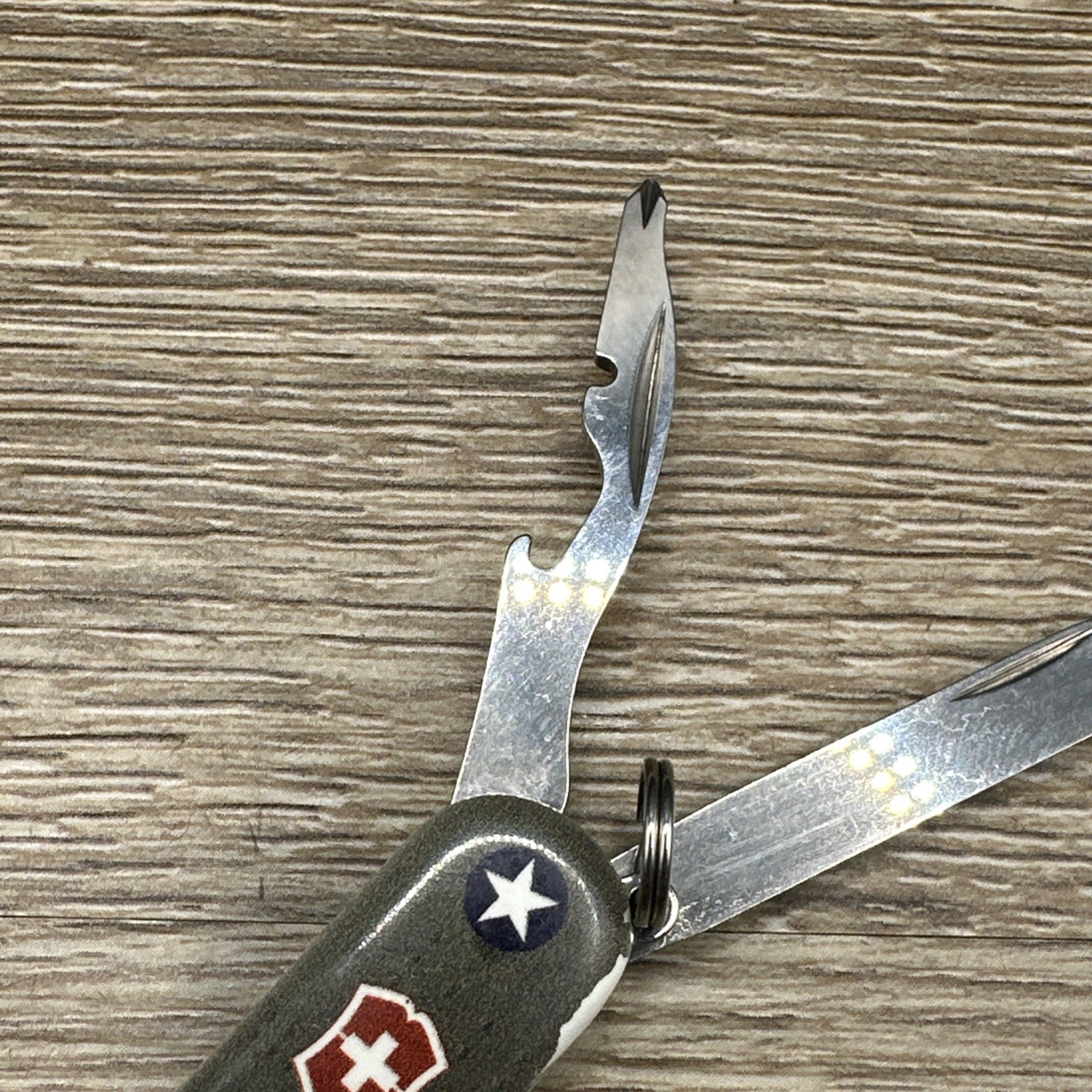 Victorinox Warthog Rambler Swiss Army Knife SAK Multi-Tool Military Design