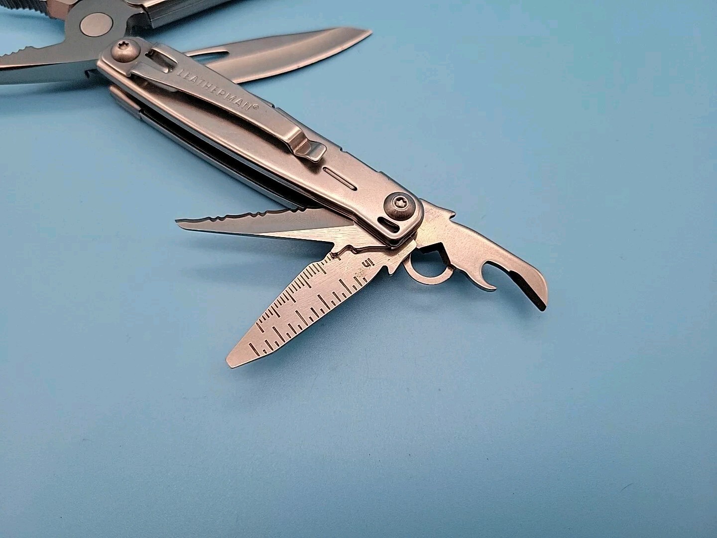 Leatherman Bolster Multi Tool – Spring Action Pliers, Knife, Screwdrivers, File