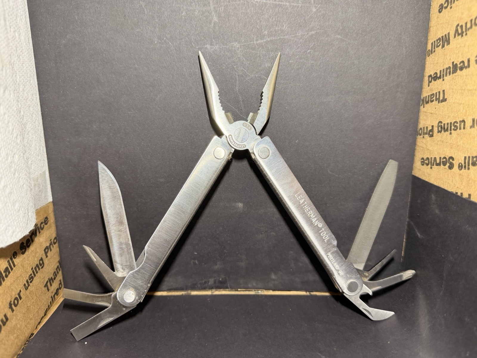 VINTAGE LEATHERMAN MULTI FUNCTION SUPER TOOL (Knife) PORTLAND, OR.