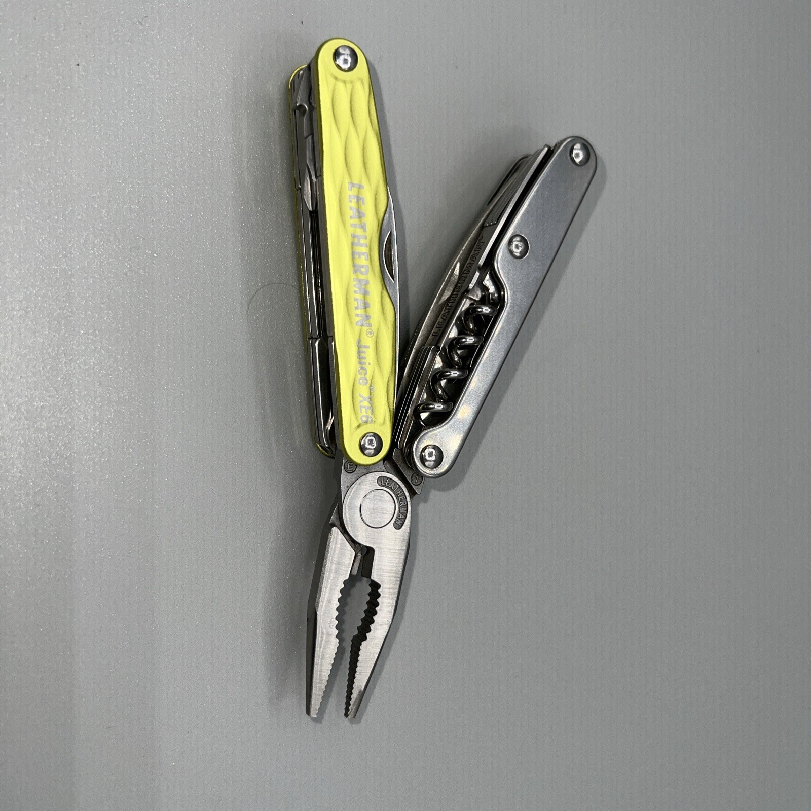 Leatherman Juice XE6 Green Demo Model