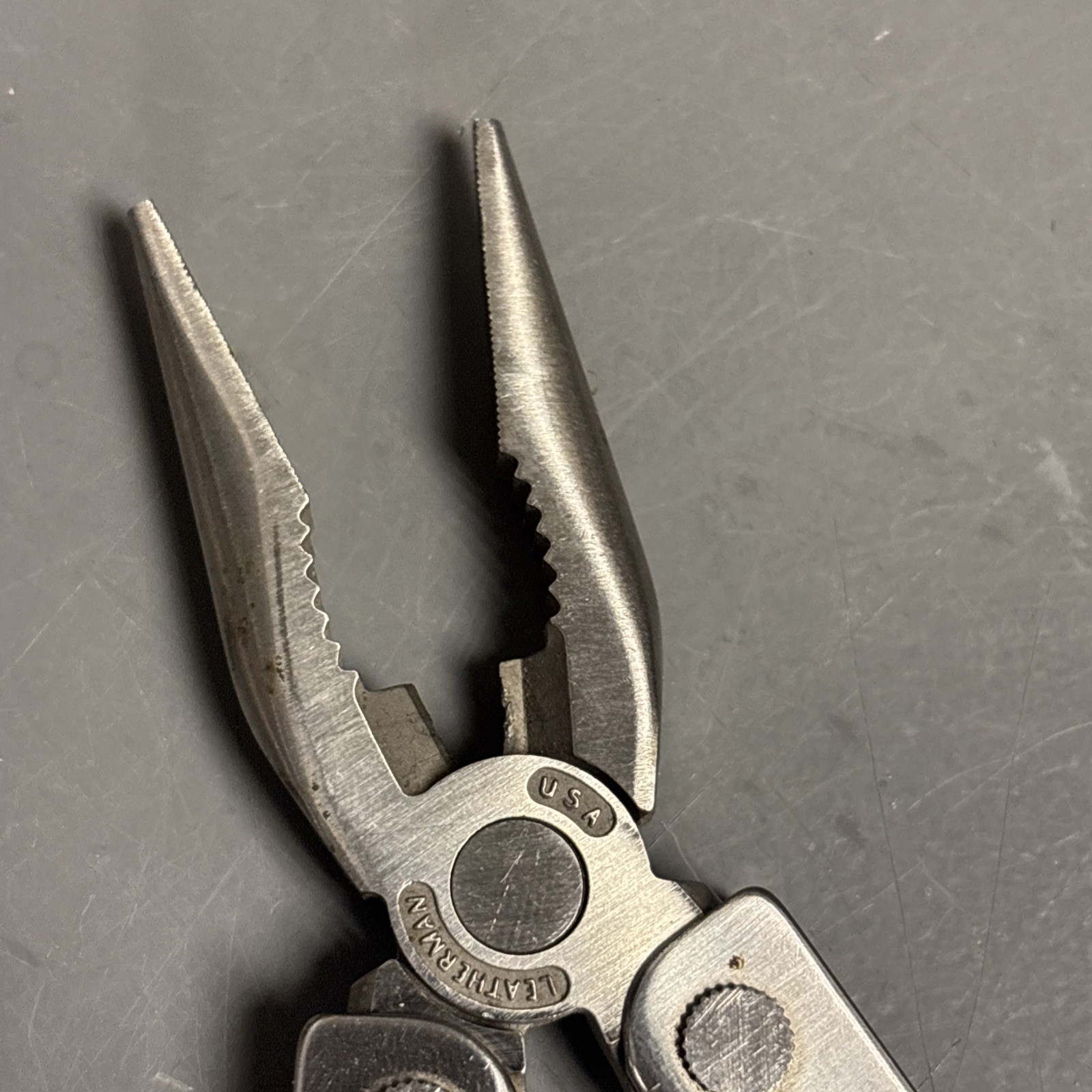 Leatherman Pocket Survival Tool PST Stamped 0794, Minor Chip To Blade Tip