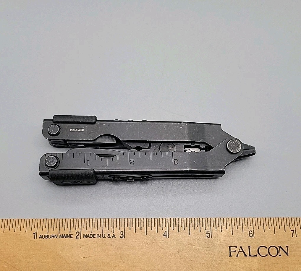 Gerber Multiplier MP600 Multi-Tool Black – Needle Nose Pliers – Carbide Cutters