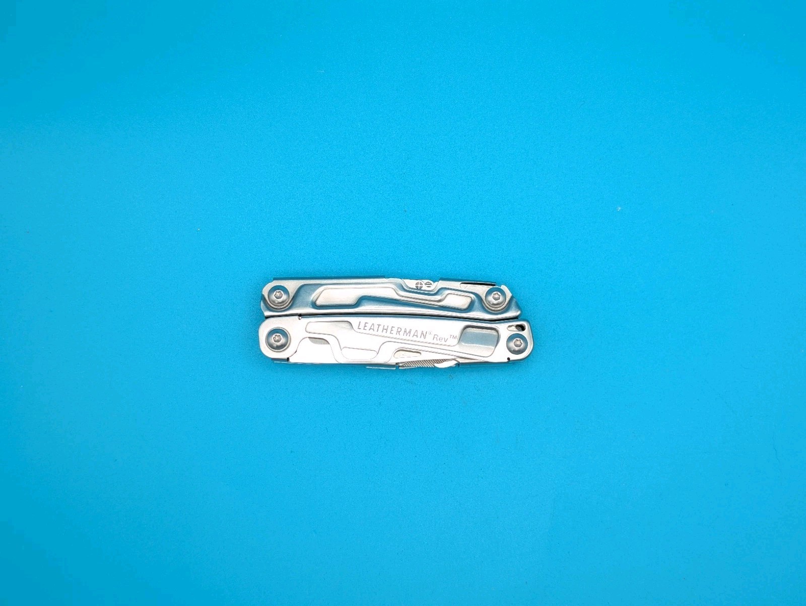 Leatherman Rev 3.8″ Multi-Tool, Stainless!
