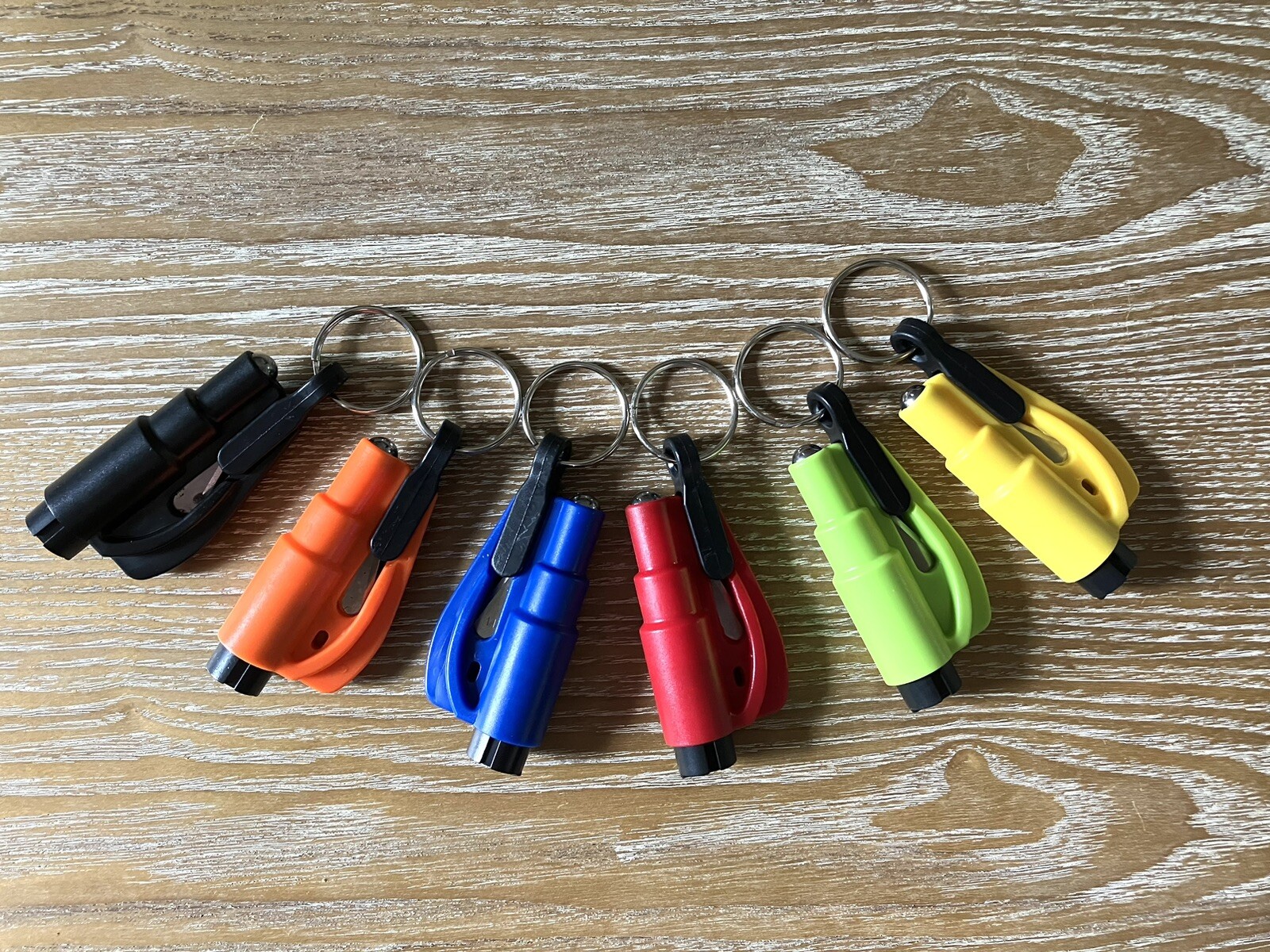 Key Chain Window-Punch & Seat Belt Cutting Tool