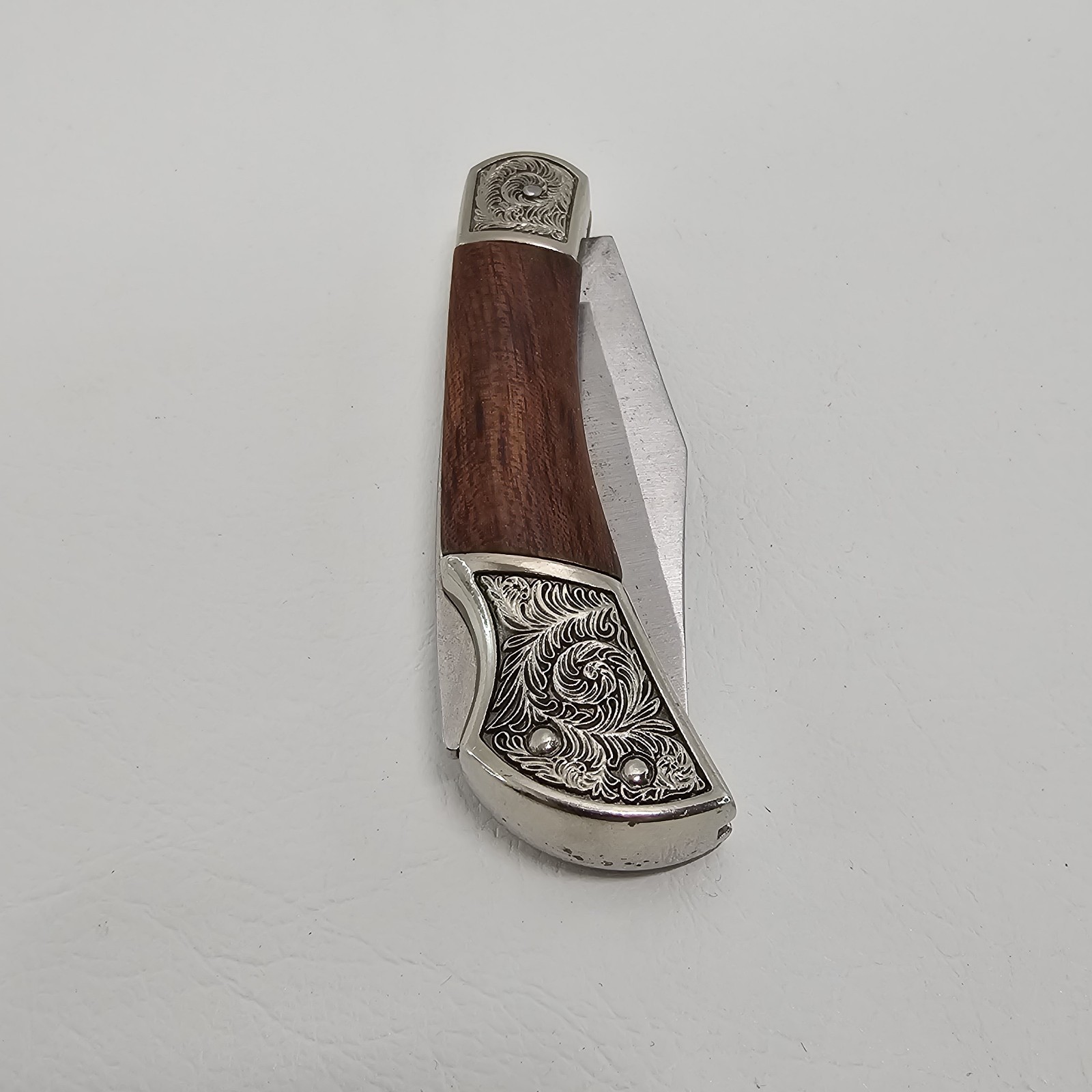Vintage Folding Pocket Knife “Tony” Engraved Handle – Ornate Bolsters – 7″ Open